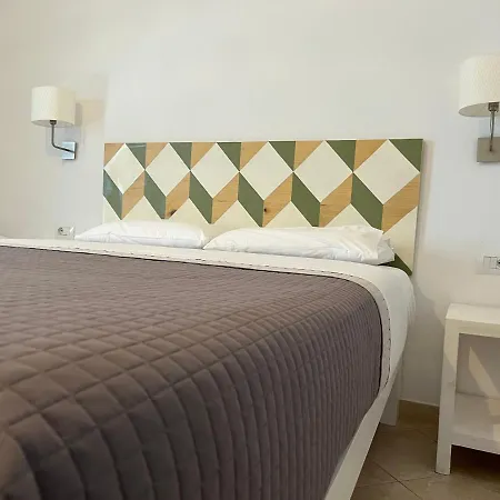 Calliope Apartment *