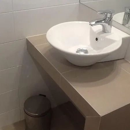 Apartment Calliope Himare